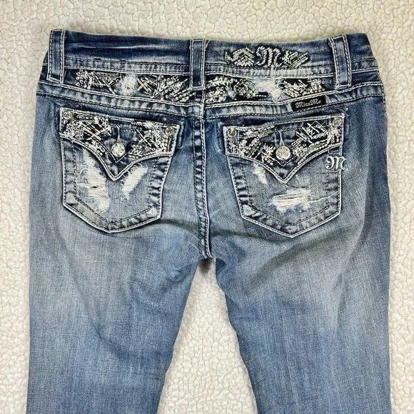 Miss Me Jeans Women's Size 27 (Actual 31x27) Blue Signature Crop Embellished - Picture 4 of 14